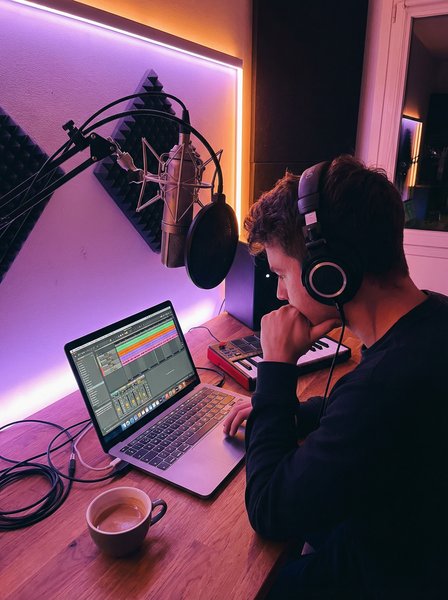 海角音乐制作传媒